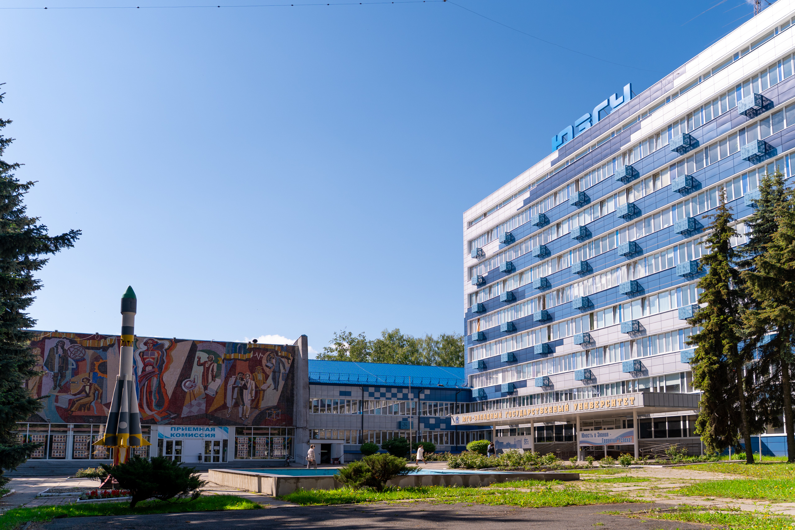 bg-img
